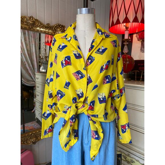 vintage 1980s novelty print magazine blouse yellow retro lady print large 36 38 - Picture 4 of 9